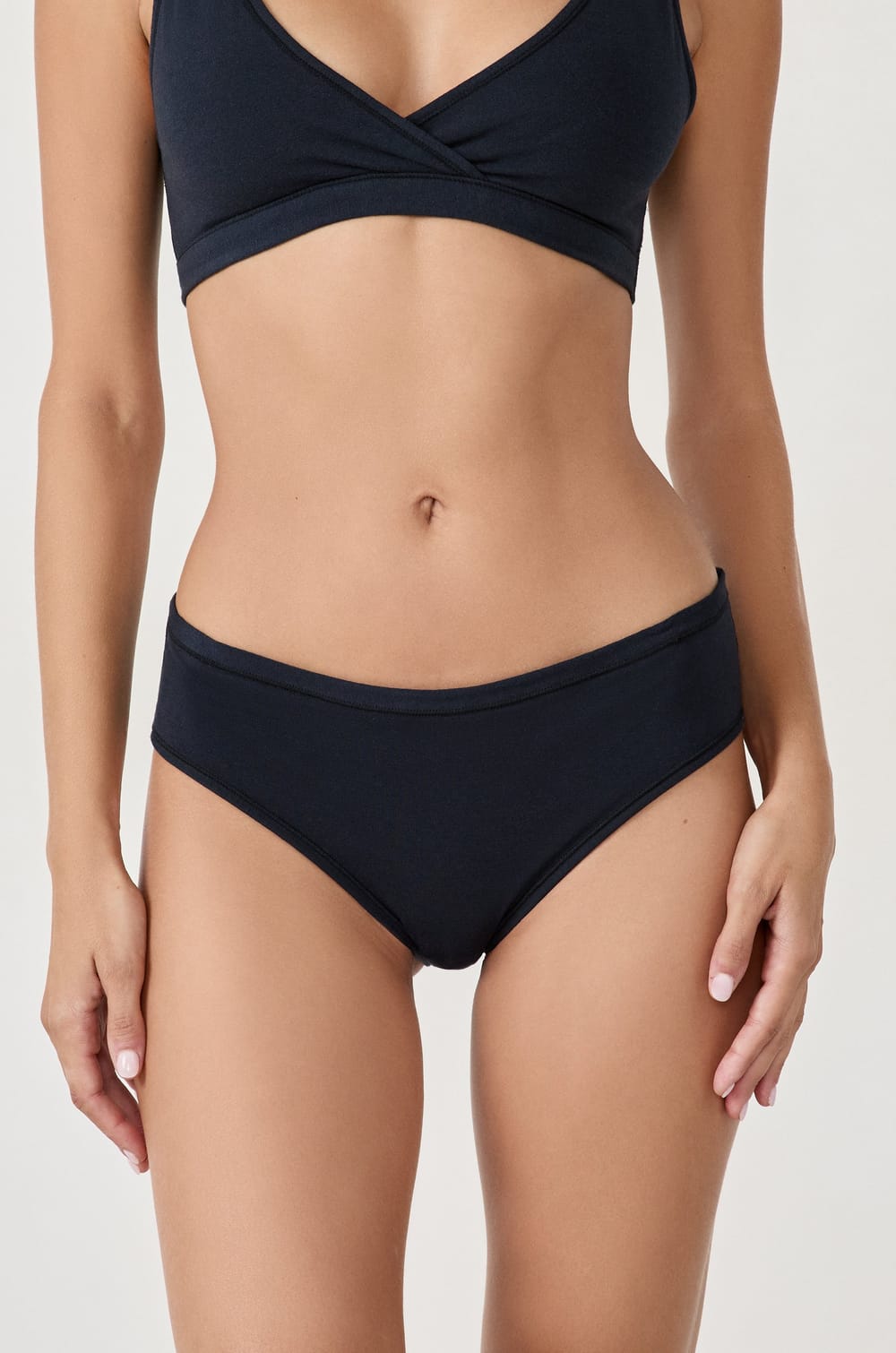 Organic Cotton Stretch Hipster;${refinementColor}