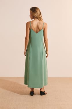 Robe longue &agrave; col halter;${refinementColor}