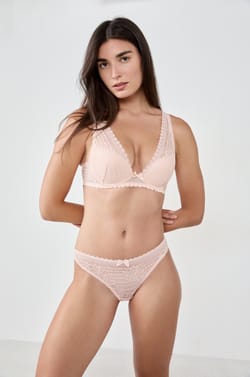 Braga de encaje;${refinementColor}