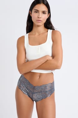 Hipster V-shape en dentelle;${refinementColor}