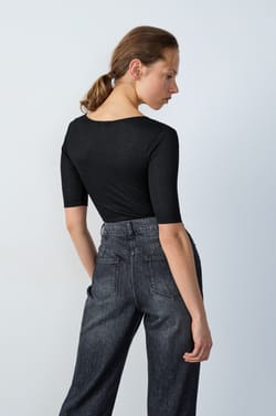 Body korte mouwen;${refinementColor}