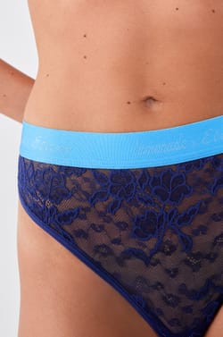 String en dentelle Lemonade Dolls x Etam;${refinementColor}