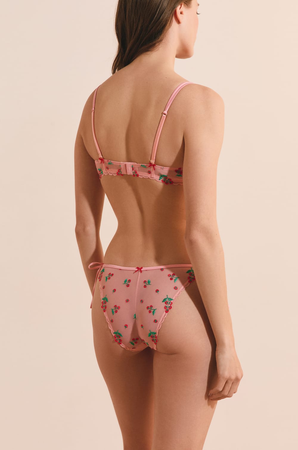 Culotte avec broderie tomates et noeuds;${refinementColor}