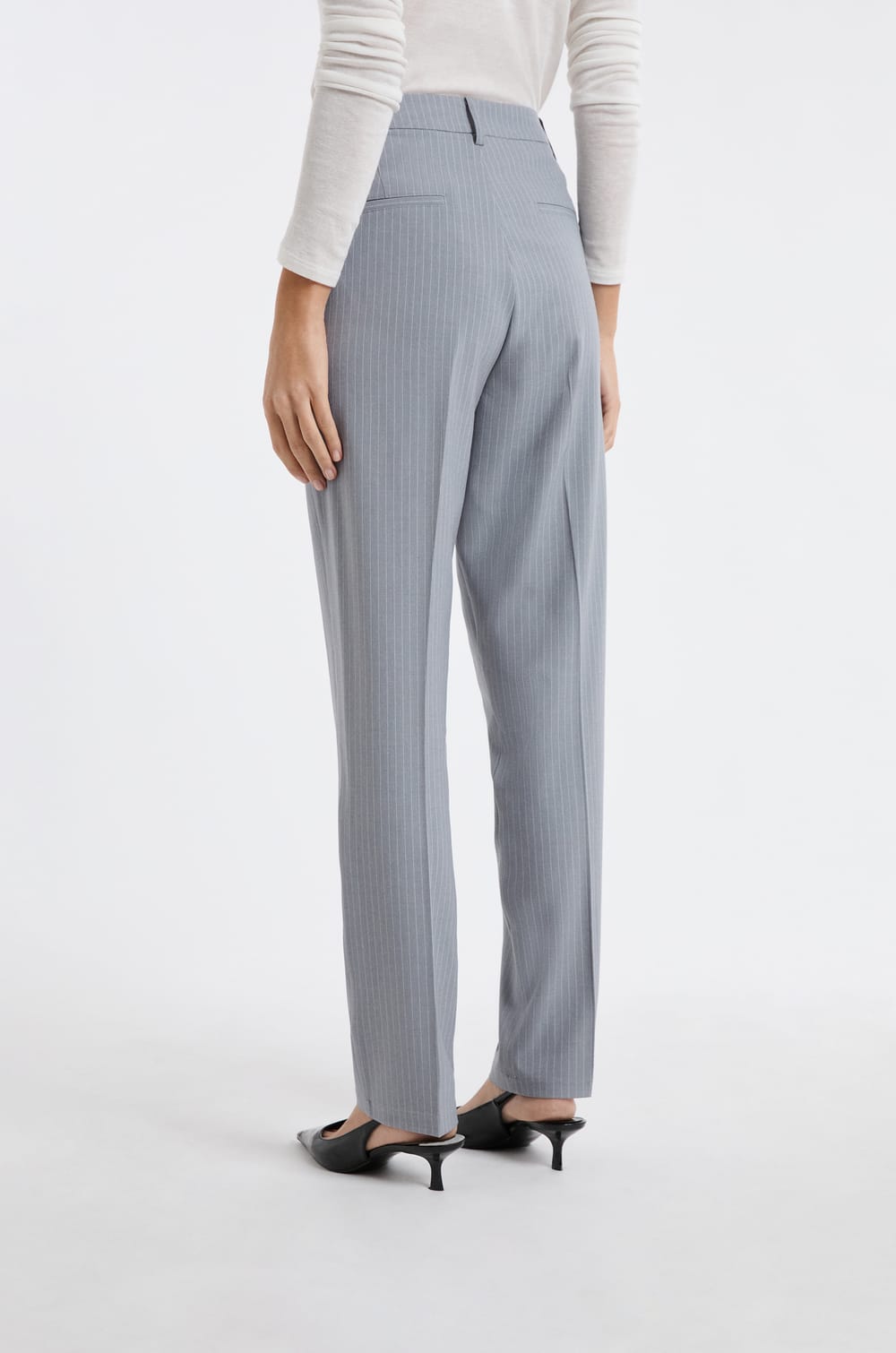 Pantalon habill&eacute; &agrave; rayures;${refinementColor}