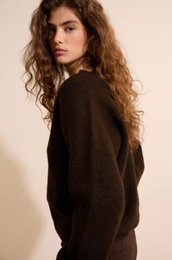 Pull avec d&eacute;tails dentelle;${refinementColor}
