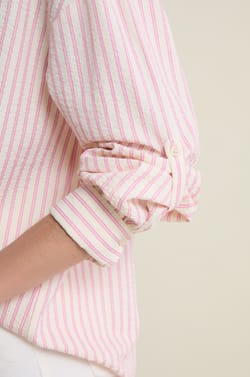 Chemise &agrave; rayures;${refinementColor}