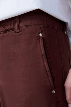 Carrot-cut trousers;${refinementColor}