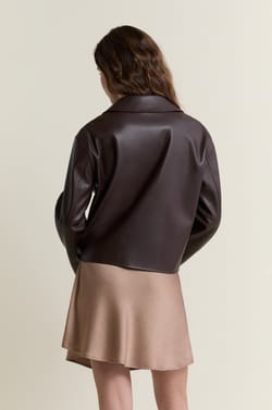 Veste courte en vinyle;${refinementColor}