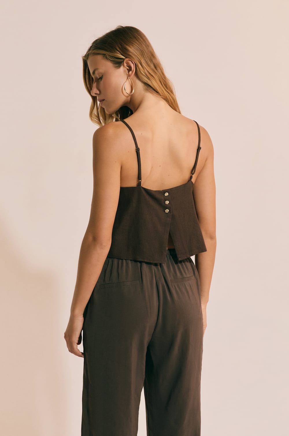 Top sans manches avec lin;${refinementColor}