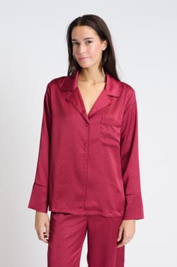 Chemise de pyjama satiné à manches longues;${refinementColor}