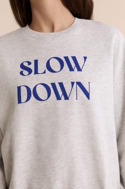 Sweatshirt de pyjama avec &eacute;criture en coton;${refinementColor}