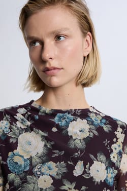 T-shirt à motif fleuris;${refinementColor}