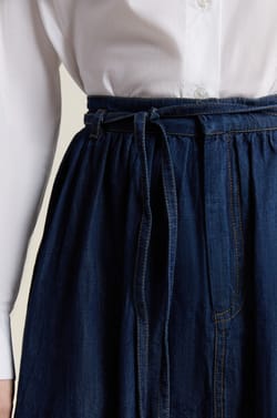 Falda larga de denim ligero;${refinementColor}