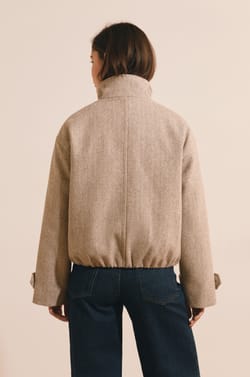 Manteau court avec laine &agrave; col montant;${refinementColor}