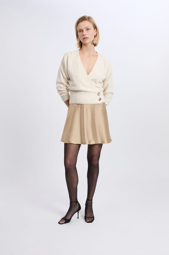 Jupe courte satinée;${refinementColor}