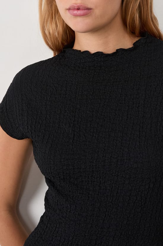 Knitted Dress;${refinementColor}
