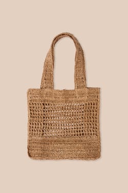 Sac en raphia;${refinementColor}