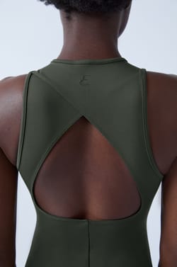 Maillot de bain de sport;${refinementColor}