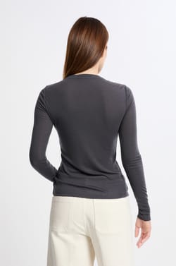 Thermal turtleneck t-shirt with wool;${refinementColor}