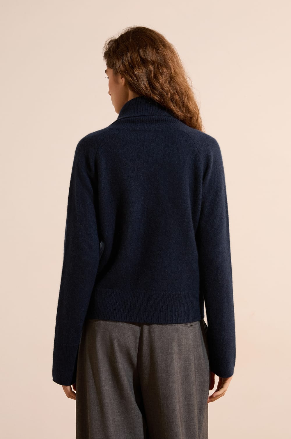 Pull col montant 100% cachemire;${refinementColor}