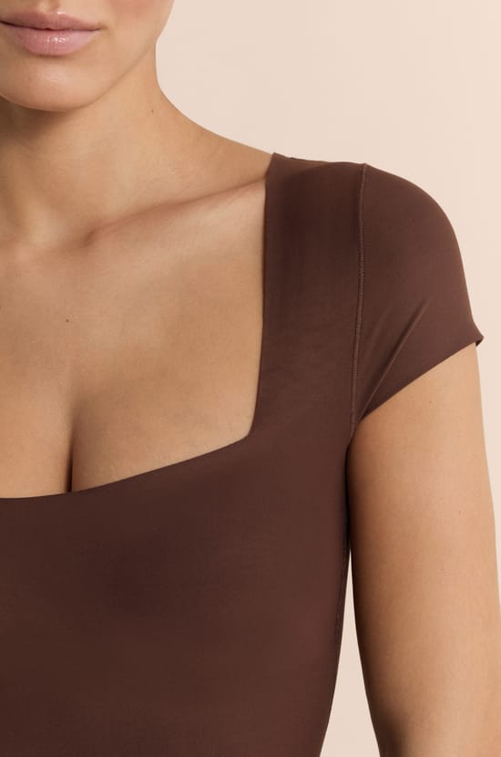 Body manches courtes avec pads amovibles;${refinementColor}