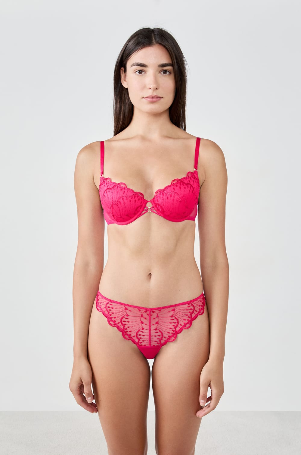 Soutien-gorge N.4 - Le coques fines en broderie florale;${refinementColor}