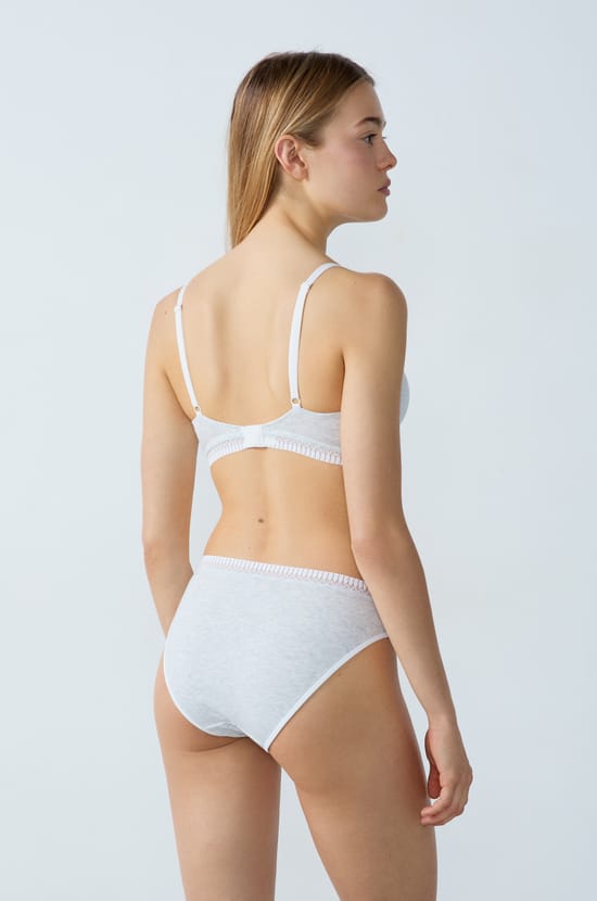 Cotton Wireless Triangle Bra;${refinementColor}