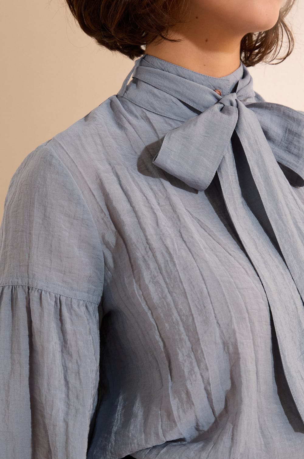 Chemise avec lien &agrave; nouer;${refinementColor}
