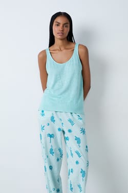 Top de tirantes de lino;${refinementColor}