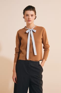 Cardigan &agrave; manches longues avec lien &agrave; nouer;${refinementColor}