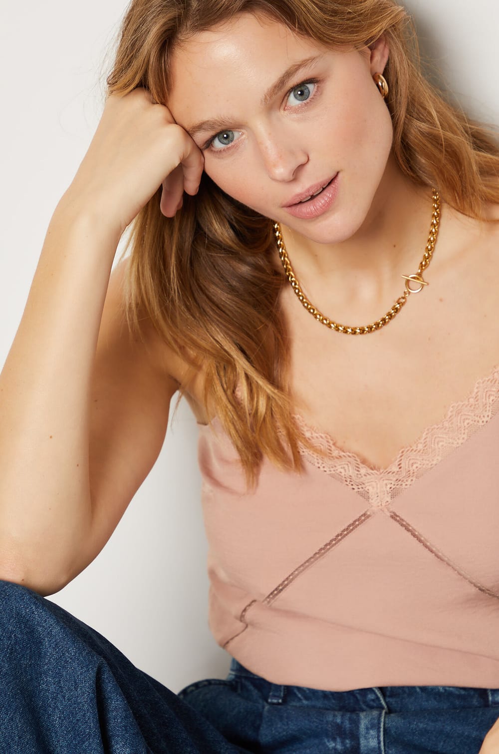 Lace Neckline Camisole;${refinementColor}