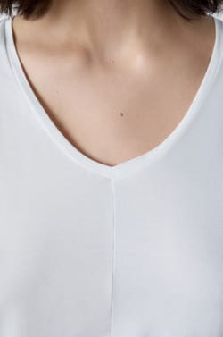 Top liso manga corta;${refinementColor}