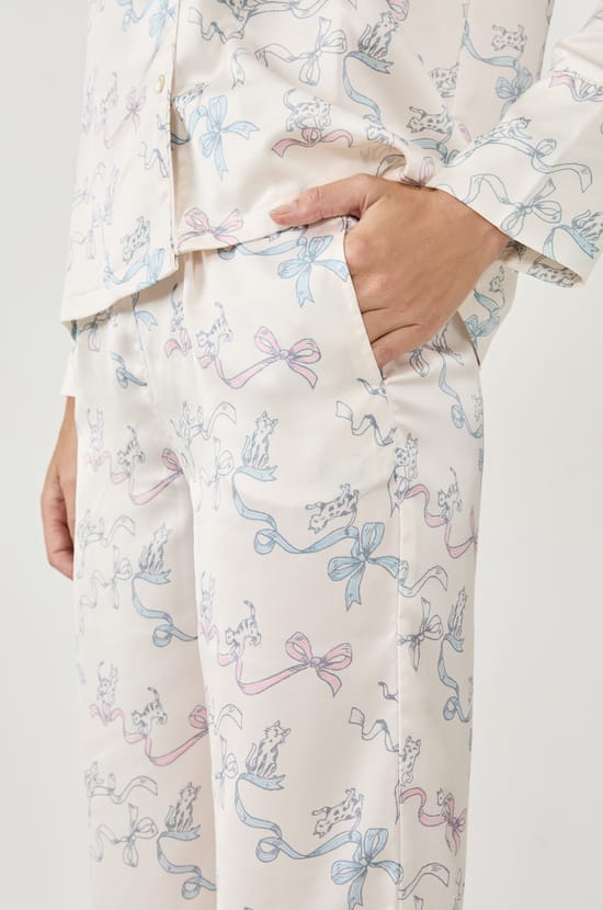 Pantalon de pyjama imprimé satiné;${refinementColor}