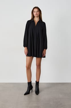 Short Flowing Dress;${refinementColor}