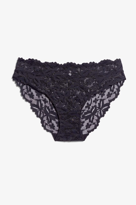 Lace Brief;${refinementColor}