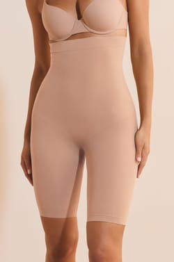 Panty sculptant taille haute;${refinementColor}