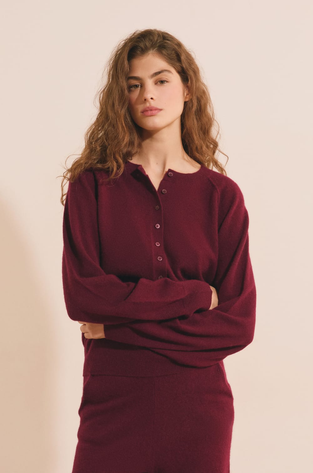 Pull avec boutons 100% cachemire;${refinementColor}