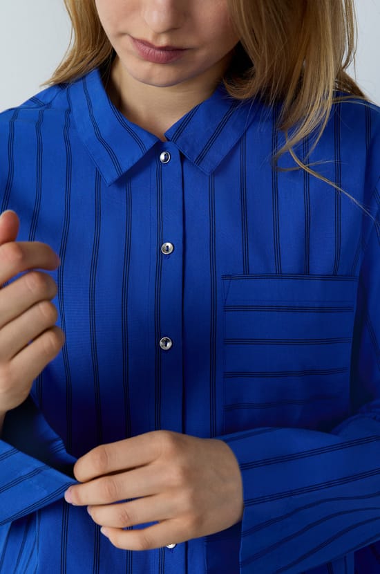 Chemise de pyjama en coton à rayures;${refinementColor}