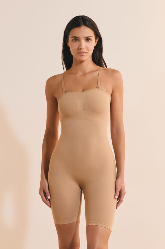 Combinaison avec pads amovibles sculptante;${refinementColor}