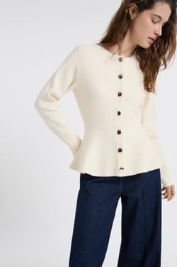 Top &agrave; manches longues avec boutons dor&eacute;s;${refinementColor}