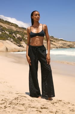 Pantalon avec coton;${refinementColor}