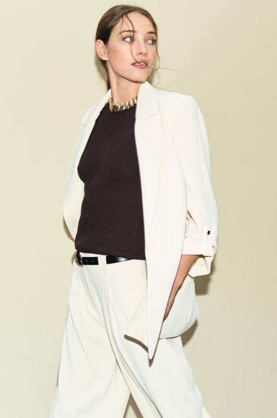 Long-sleeved Blazer;${refinementColor}