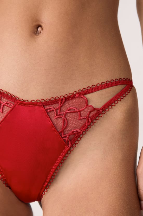 Embroidered Thong;${refinementColor}