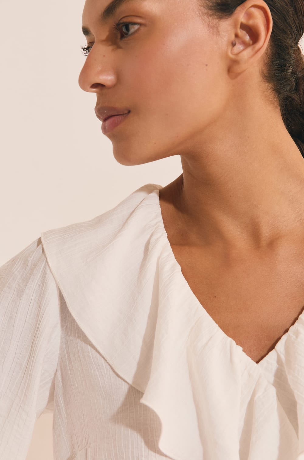 Blouse volants fluide;${refinementColor}