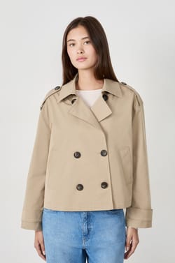 Trench court;${refinementColor}