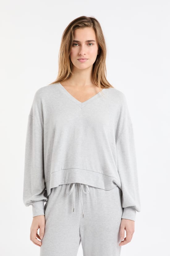 V-neck Pyjama Sweatshirt;${refinementColor}