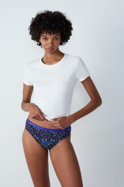 Braguitas menstruales - Flujo abundante;${refinementColor}