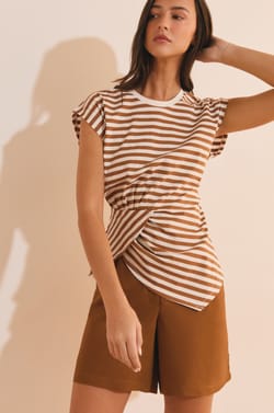 T-shirt en coton asym&eacute;trique &agrave; rayures;${refinementColor}