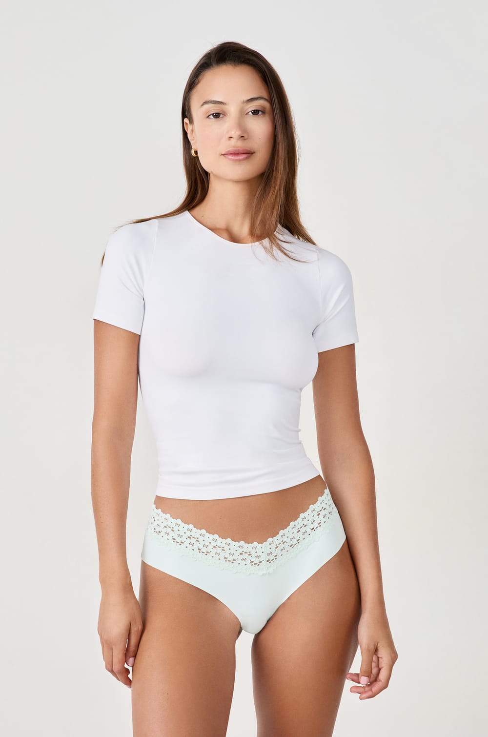 Hipster V-shape in microvezel en kant;${refinementColor}
