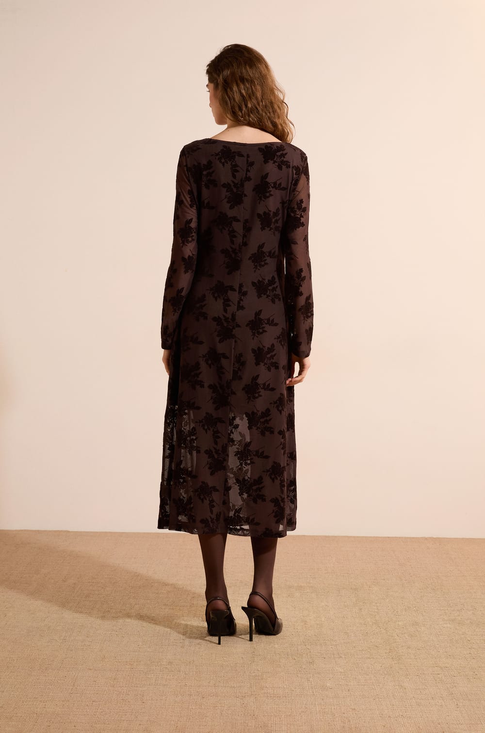 Robe longue &agrave; motifs;${refinementColor}